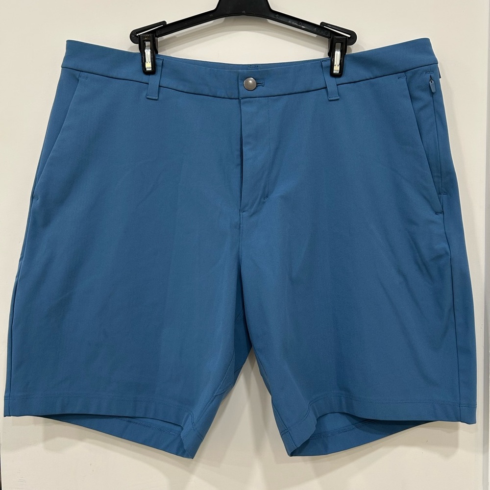 Lululemon Shorts x Men